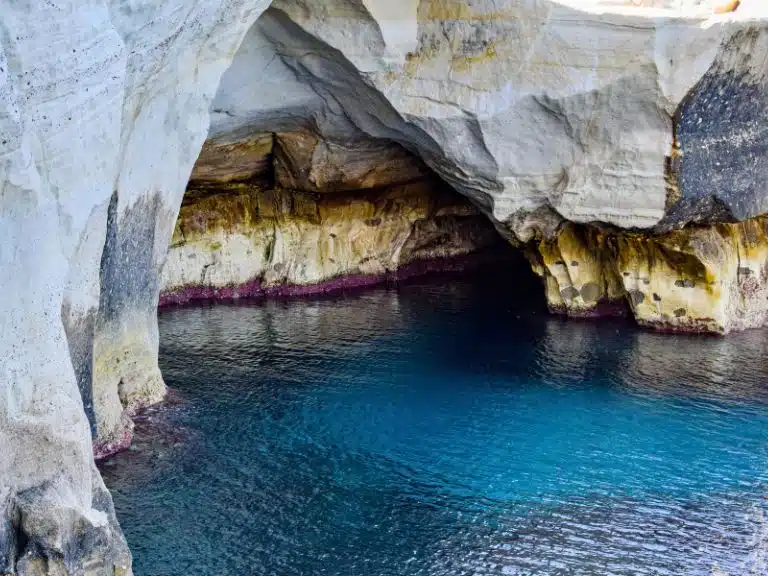 Sarakiniko beach milos